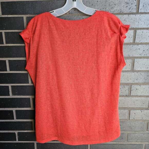 💥$5 ADD ON - Laura Red Flowy V-Neck T-Shirt With Built-In Tank top Size S - Picture 8 of 13